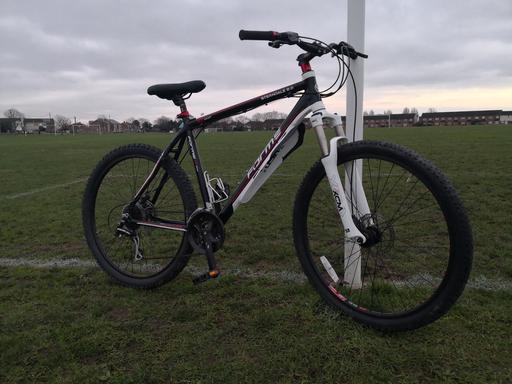 Buy & Sell Essex Thurrock - Essex - Photos for Forme Sterndale 2.0 XC Mountain Bike Bicycle