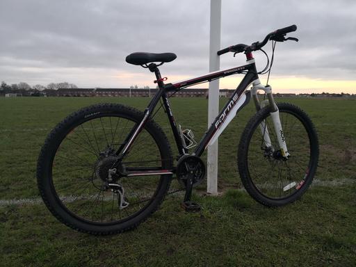 Buy & Sell East London Beckton - East London - Photos for Forme Sterndale 2.0 XC Sport Bike Bicycle