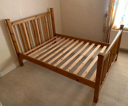 Buy & Sell South West London Raynes Park - South West London - Photos for Knotty Pine Double Bed Frame