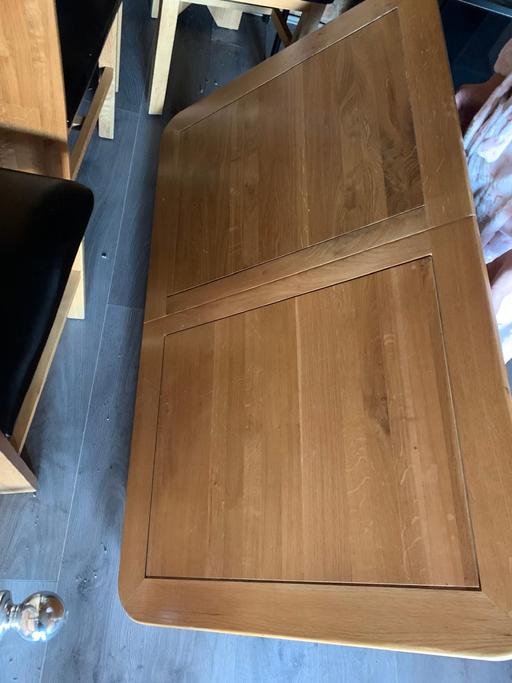 Buy & Sell North London Oakwood - North London - Photos for dining table