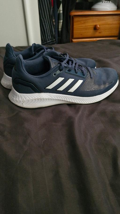 Buy & Sell Kent Canterbury - Photos for ADIDAS TRAINERS SIZE 8