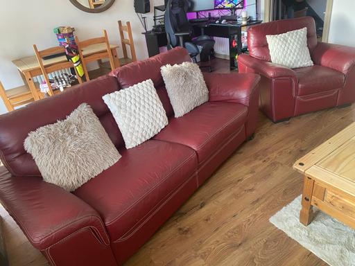 Buy & Sell Greater Manchester Rochdale - Photos for Italian Leather Sofa & Armchair