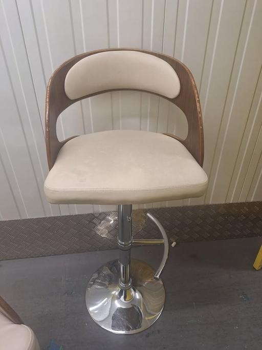 Buy & Sell West Midlands Dudley - Photos for Cream and Brown bar stool