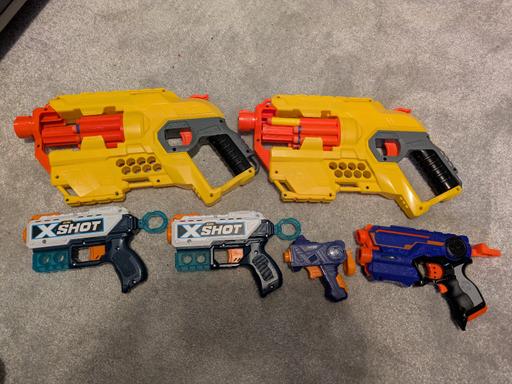 Buy & Sell Essex Basildon - Photos for 6 NERF guns