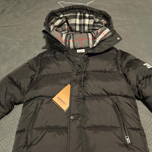 Buy & Sell Kent Maidstone - Photos for Burberry puffer/ gilet