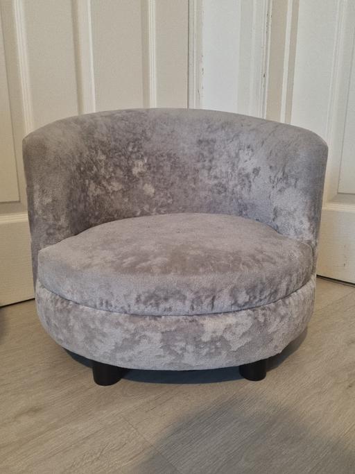 Buy & Sell East London Becontree - East London - Photos for childrens silver crushed velvet mini chair