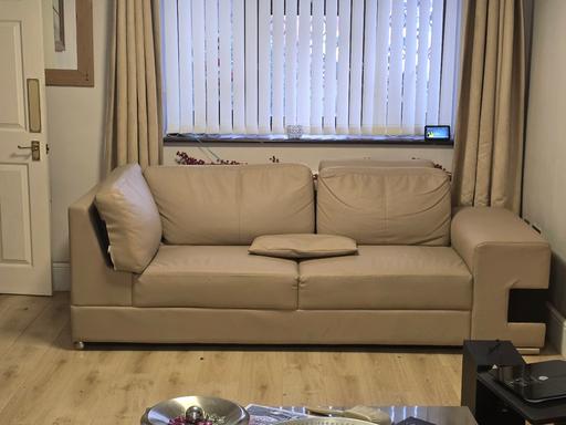 Buy & Sell Worcestershire Bromsgrove - Photos for 3 piece modern sofa