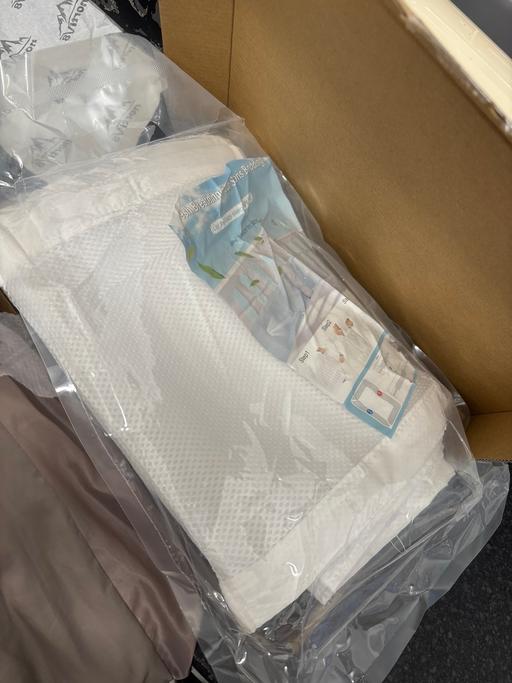 Buy & Sell West Midlands Birmingham - Photos for Few boxes of baby bedding