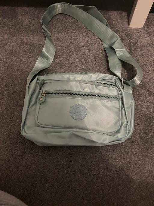 Buy & Sell South West London Sutton - Photos for Bag