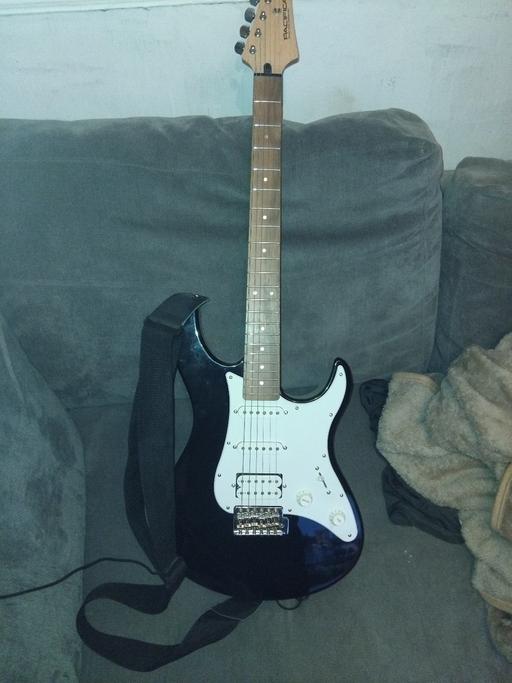 Buy & Sell South East London Plumstead - South East London - Photos for Yamaha pacifica guitar with Amp