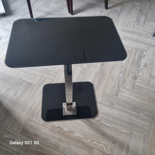 Buy & Sell South East London Bellingham - South East London - Photos for black glass side table