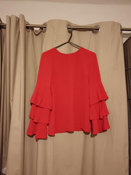 Buy & Sell Hertfordshire Stevenage - Photos for Red Ruffle Top