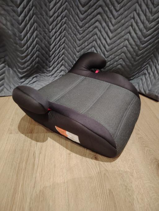 Buy & Sell Staffordshire Stoke-on-Trent - Photos for Halfords car seat booster