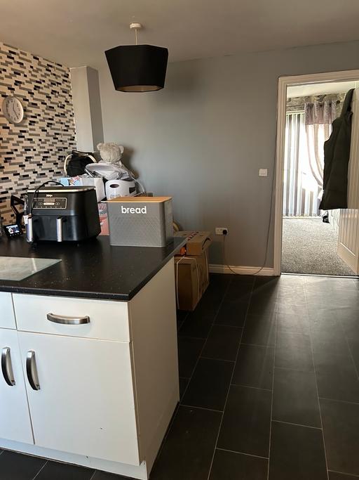 Residential Property South Yorkshire Sheffield - Photos for 3 bedroom house for 4 bedroom house