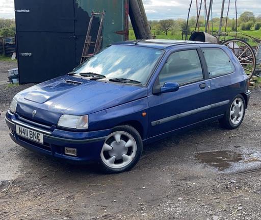 Vehicles Greater Manchester Wigan - Photos for Mk1 Clio 1.8 16v only 38k