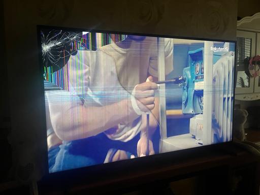 Buy & Sell West Midlands Sandwell - Photos for 50” Samsung 4K Smart tv (OFFERS)