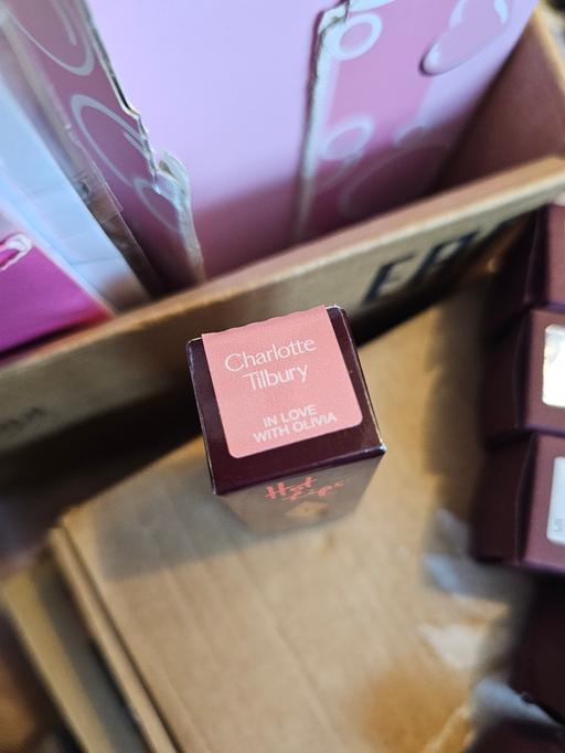 Buy & Sell Lancashire Blackburn with Darwen - Photos for Charlotte tilbury lipstick