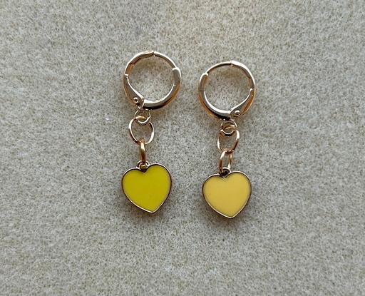 Buy & Sell Hertfordshire Dacorum - Photos for Yellow heart beaded earrings (new)