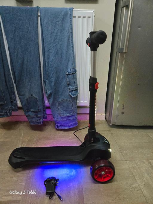 Buy & Sell Derbyshire North East Derbyshire - Photos for kids electric ihoverboard scooter