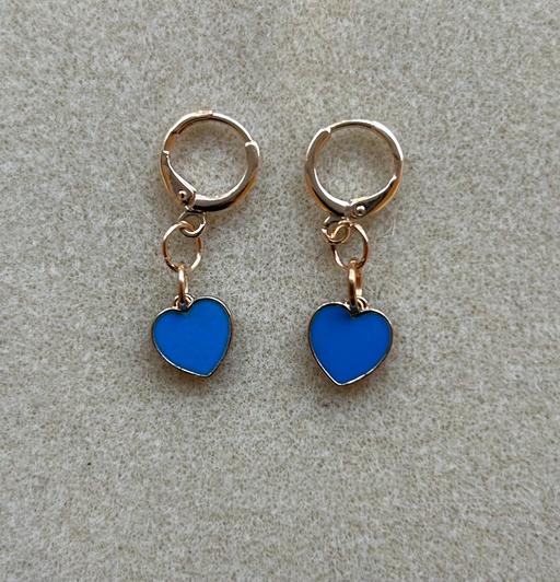 Buy & Sell Hertfordshire Dacorum - Photos for Blue heart beaded dangle earrings (new)