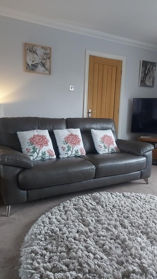 Buy & Sell West Midlands Wolverhampton - Photos for leather sofa set