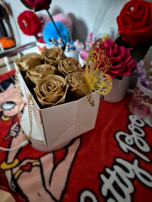 Classes South Yorkshire Sheffield - Photos for hand made Satin roses in the bag