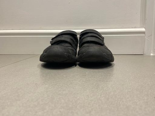 Buy & Sell Hertfordshire Broxbourne - Photos for Black school shoes with straps