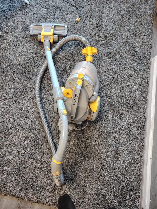 Buy & Sell West Midlands Dudley - Photos for Dyson Vacuum cleaner hoover