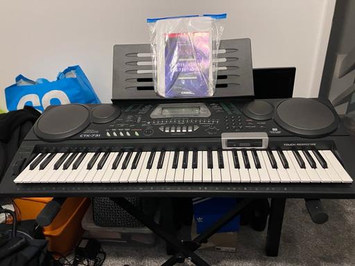 Buy & Sell Greater Manchester Rochdale - Photos for Casio keyboard with stand and instructions