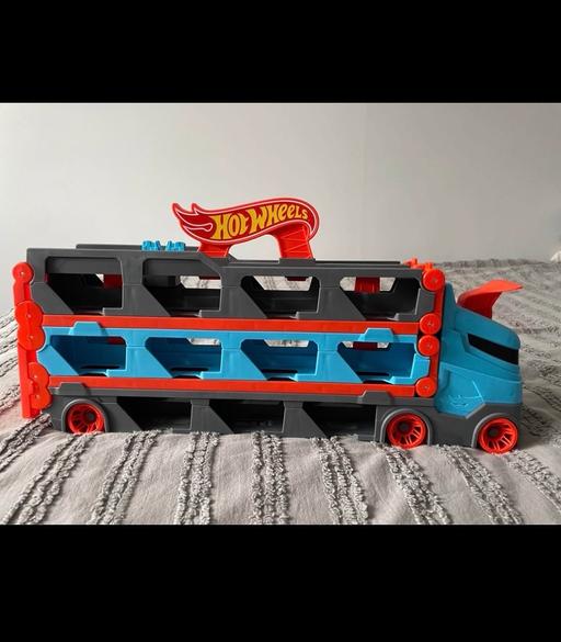 Buy & Sell Greater Manchester Rochdale - Photos for Hot Wheels City Speedway Hauler Playset