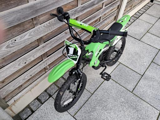 Buy & Sell Essex Thurrock - Essex - Photos for Boys bike