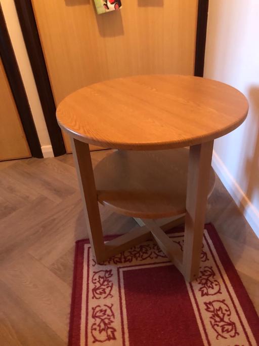 Buy & Sell Hertfordshire North Hertfordshire - Photos for Side table with shelf