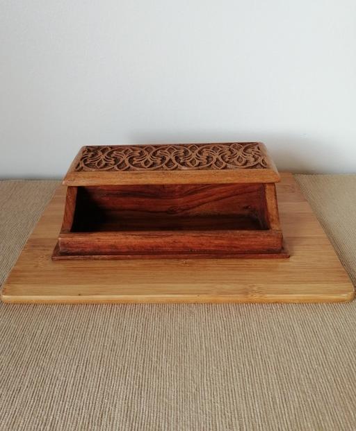 Buy & Sell Greater Manchester Tameside - Photos for Lovely wooden carved desk tidy