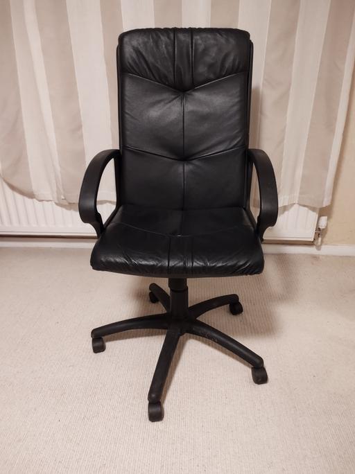 Buy & Sell Staffordshire Stafford - Photos for Black office chair. Tall backed.