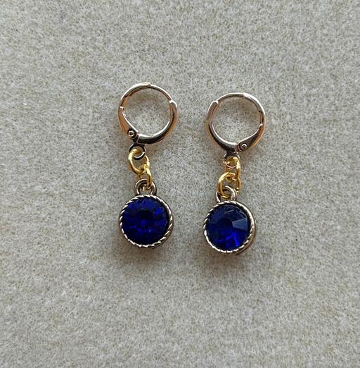 Buy & Sell Hertfordshire Dacorum - Photos for Royal blue crystal earrings