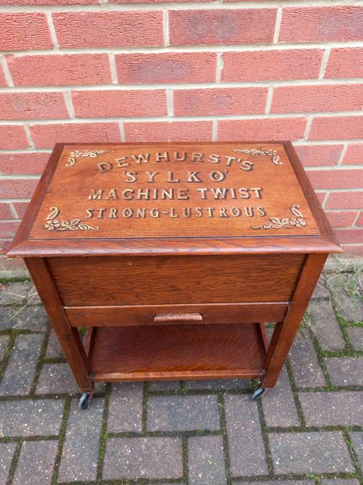 training Hertfordshire East Hertfordshire - Photos for Antique Sewing Box / Cabinet