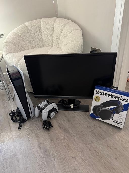 Buy & Sell Surrey Tandridge - Photos for PlayStation 5 Bundle