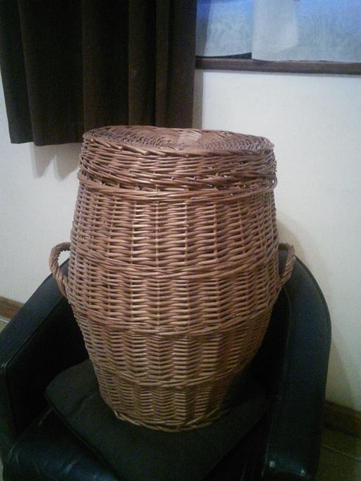 Buy & Sell East London Plaistow - East London - Photos for wicker laundry basket