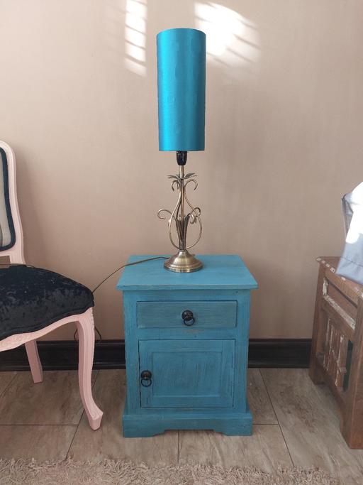 Buy & Sell West Yorkshire Kirklees - Photos for Lamp table with lamp