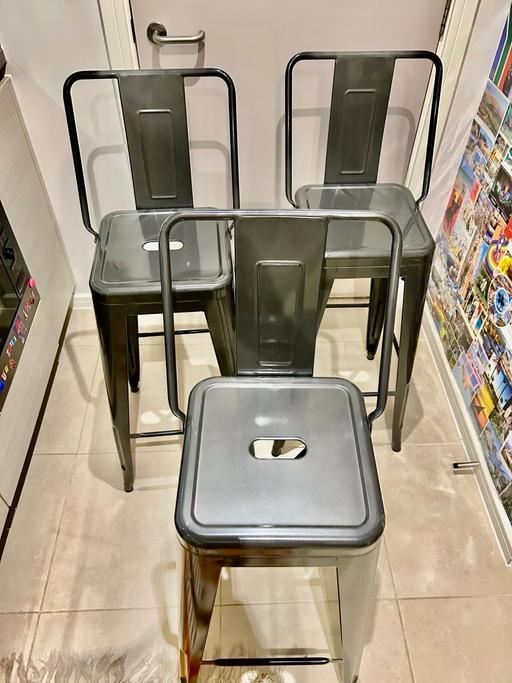 Buy & Sell East London Plaistow - East London - Photos for 3x Tolix-style kitchen/bar stools