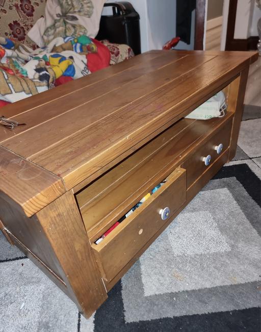 Buy & Sell East London Forest Gate - East London - Photos for Coffee table with storage drawer