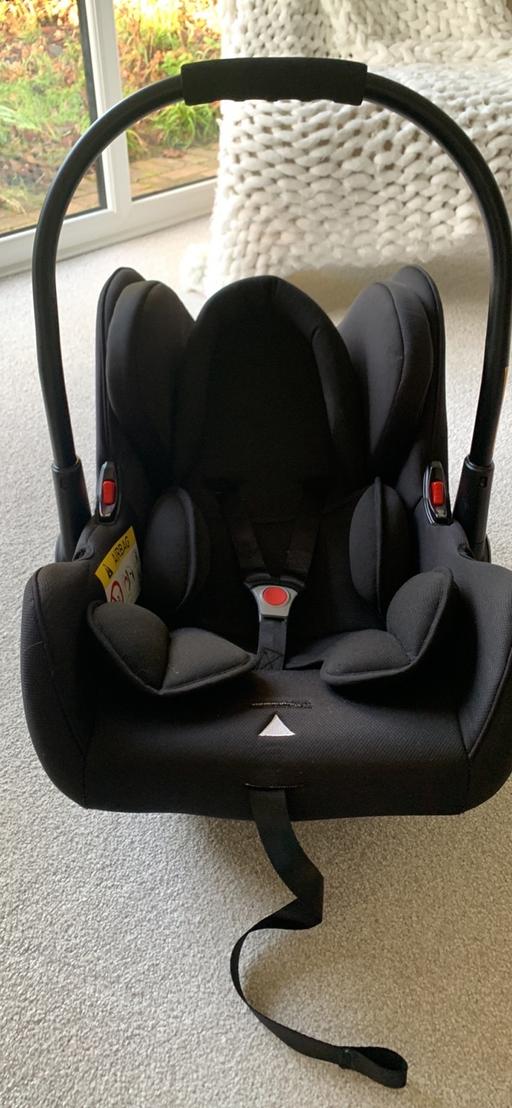 Buy & Sell West Midlands Birmingham - Photos for Ickle Bubba infant car seat and isofix base