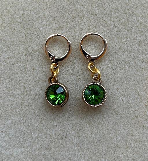 Buy & Sell Hertfordshire Dacorum - Photos for Green crystal beaded earrings