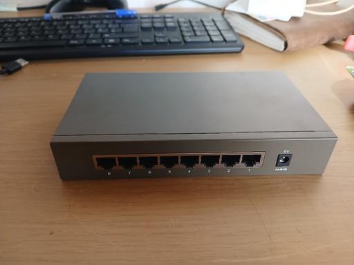 Buy & Sell Bedfordshire Bedford - Photos for IP Com 8 Port Gigabit Ethernet Switch