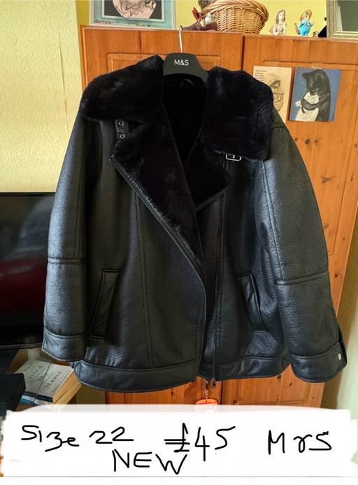 Buy & Sell South West London Kingston upon Thames - Photos for New M&S Size 22 leather faux fur jacket