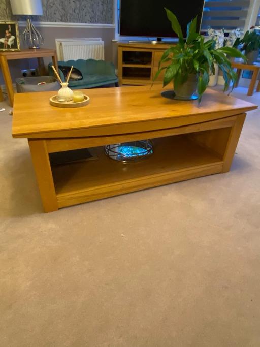 Buy & Sell Kent Sevenoaks - Photos for Oak coffee table