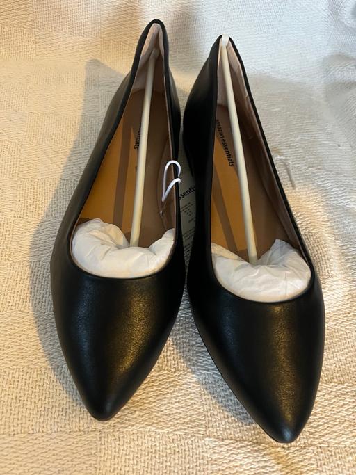 Buy & Sell Bedfordshire Central Bedfordshire - Photos for Ladies Flat Pointed Shoes with Memory Foam 