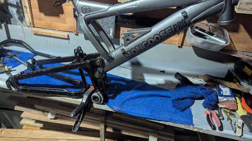 Buy & Sell Buckinghamshire Aylesbury - HP21 - Photos for mountain bike frame downhill