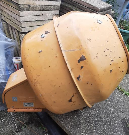 Buy & Sell West Midlands Sandwell - Photos for 6 Electric Cement Mixer