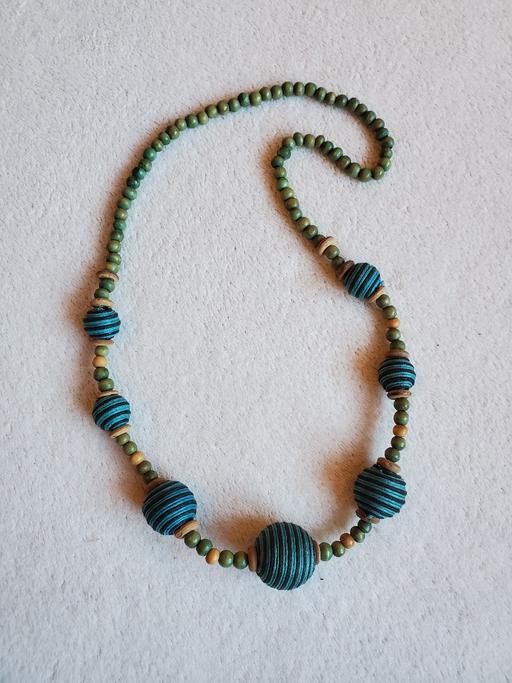 Buy & Sell Kent Dartford - Photos for Pretty Vintage Turquoise Bead Necklace